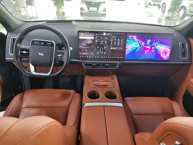 Li Auto L9 — Фото автомобиля 9