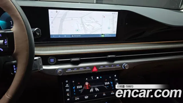 Hyundai Grandeur GN7 — Фото автомобиля 15