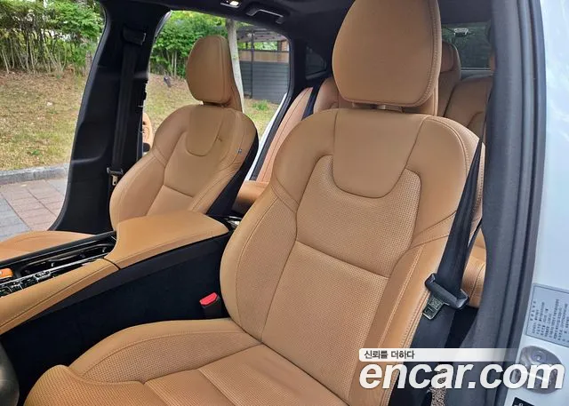Volvo S90 — Фото автомобиля 13