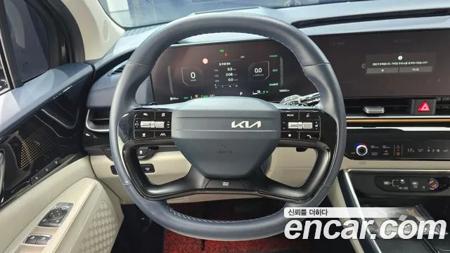 Kia Carnival Generation 4 — Фото автомобиля 18