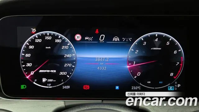 Mercedes-Benz AMG GT — Фото автомобиля 8