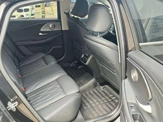 Chery Arrizo 8 — Фото автомобиля 6
