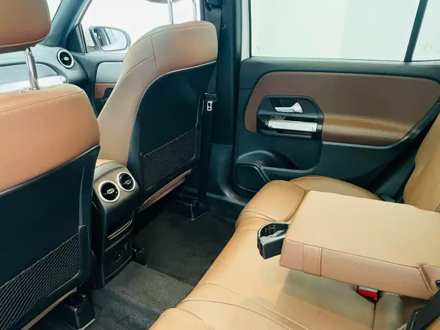 Mercedes-Benz GLB-Class — Фото автомобиля 11