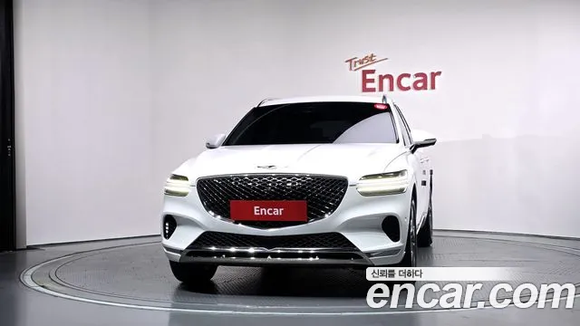 Genesis GV70 — Фото автомобиля 3