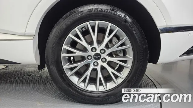 Genesis GV80 — Фото автомобиля 6