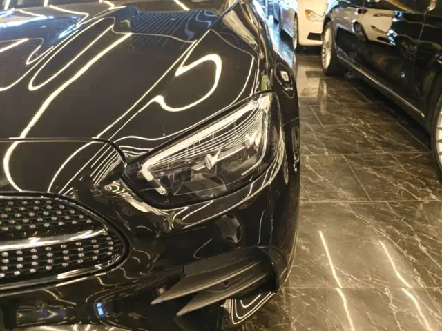 Mercedes-Benz E-Class — Фото автомобиля 23