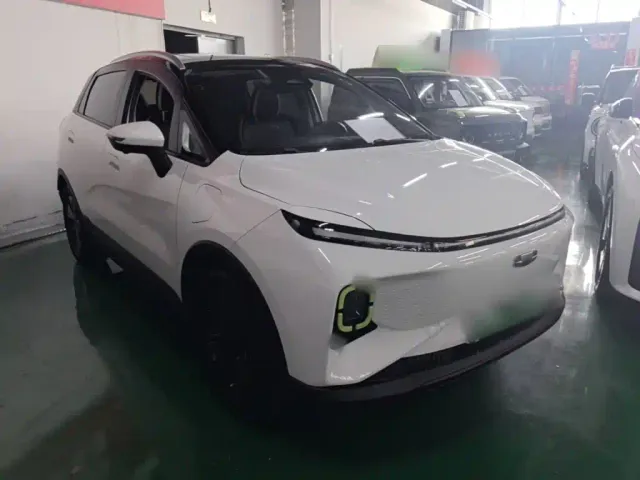 Geely Geometry E Firefly — Фото автомобиля 3