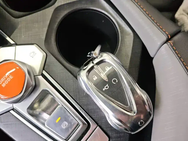 Changan UNI-V — Фото автомобиля 8