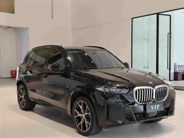 BMW X5 — Фото автомобиля 3