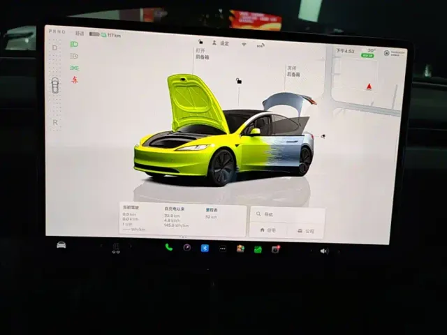 Tesla Model 3 — Фото автомобиля 11