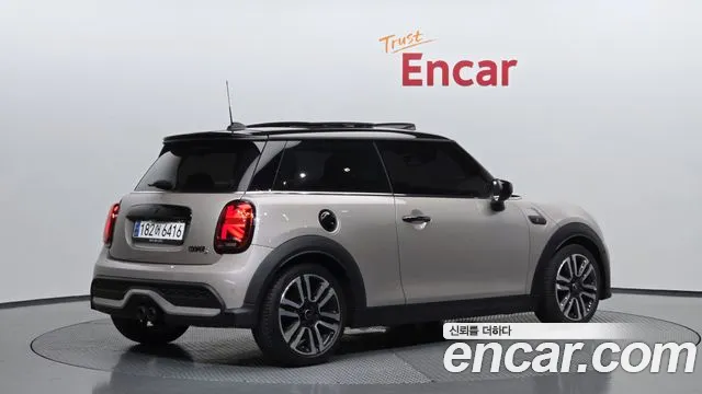 Mini Cooper — Фото автомобиля 2