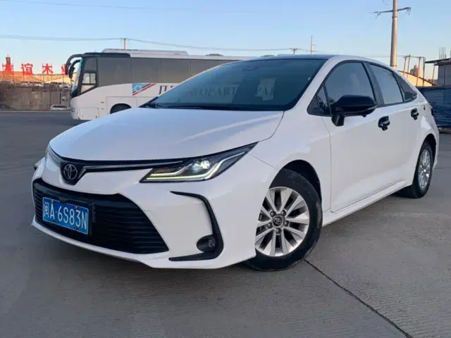 Toyota Corolla — Фото автомобиля 2