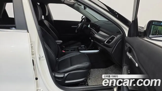 Kia Seltos — Фото автомобиля 11