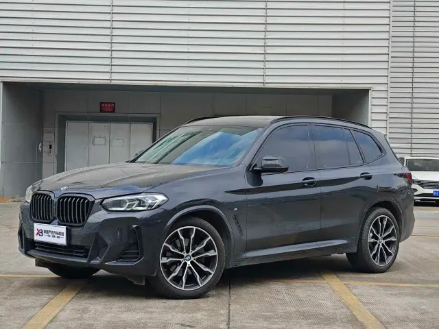 BMW X3 — Фото автомобиля 3