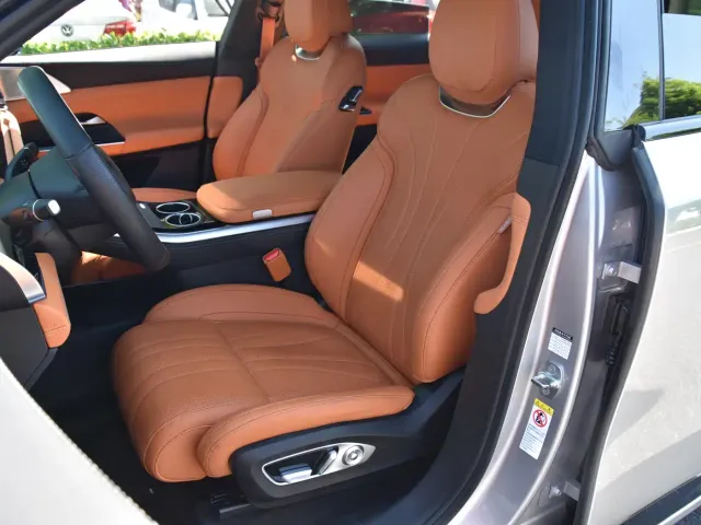 Xpeng G9 — Фото автомобиля 9