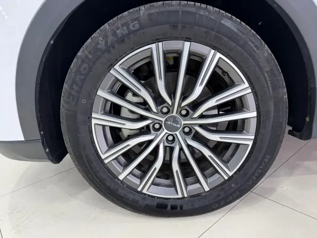 Jetour X70 Plus — Фото автомобиля 22