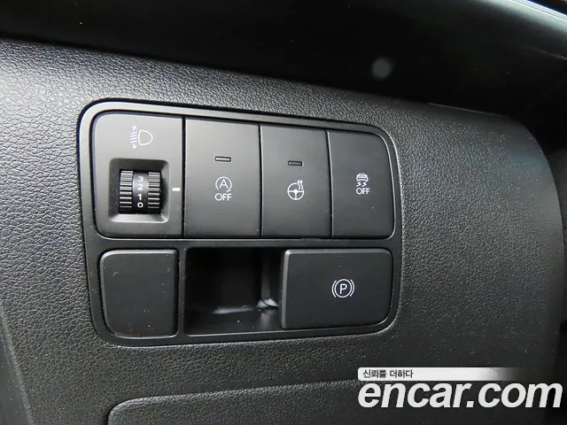 Hyundai Staria Staria — Фото автомобиля 2