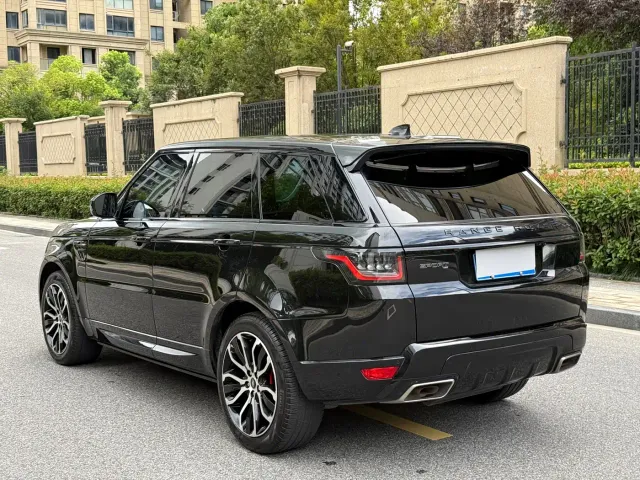 Land Rover Range Rover Sport — Фото автомобиля 6