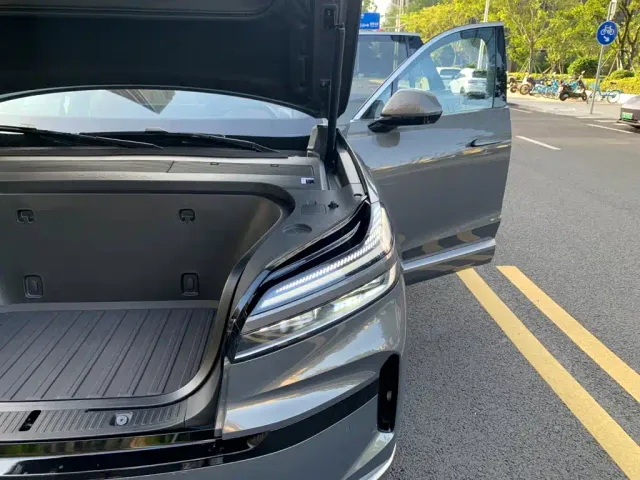 Onvo L90 — Фото автомобиля 23
