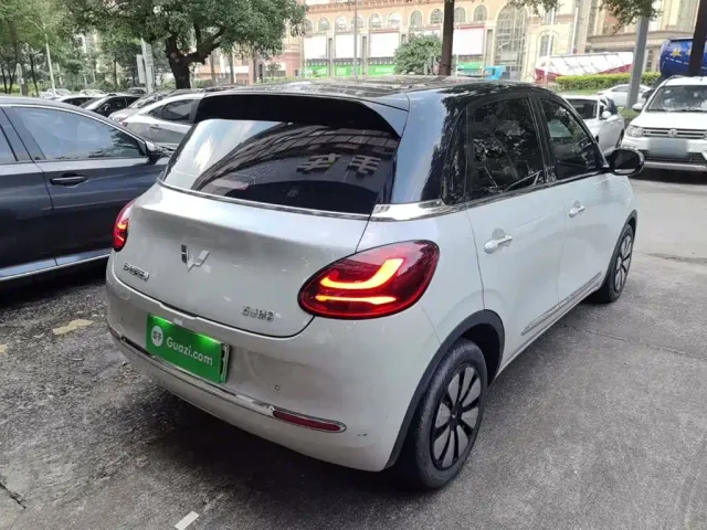 Wuling Bingo — Фото автомобиля 6