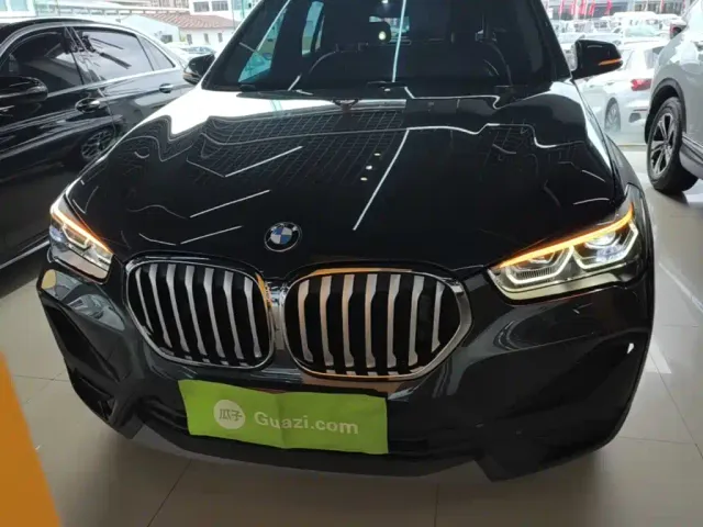 BMW X1 — Фото автомобиля 2