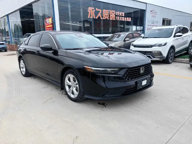 Honda Accord — Фото автомобиля 3