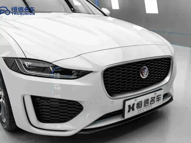 Jaguar XEL — Фото автомобиля 9