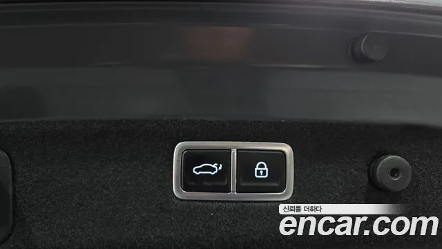 Genesis G70 New — Фото автомобиля 16