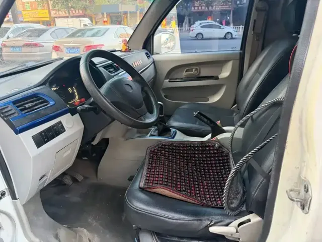 Yuan Cheng Yuan Cheng E5 2022 E5L Pure Electric Van Guoxuan 39.9kWh — Фото автомобиля 9
