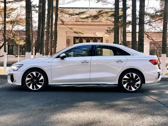 Audi A3 — Фото автомобиля 11