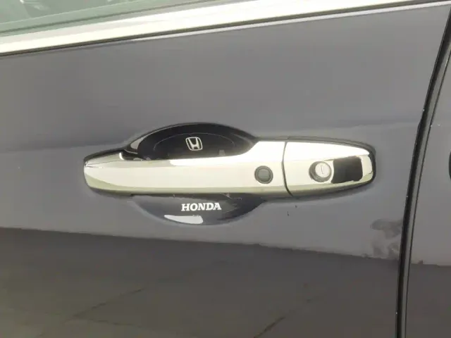 Honda Odyssey — Фото автомобиля 18