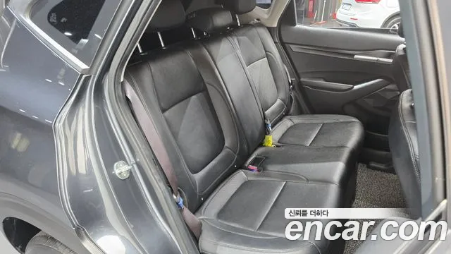 Kia Seltos — Фото автомобиля 12