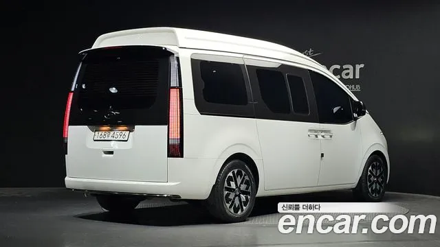 Hyundai Staria — Фото автомобиля 2