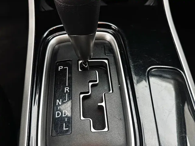 Mitsubishi Outlander — Фото автомобиля 14
