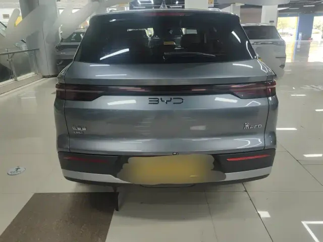 BYD Song Pro — Фото автомобиля 4