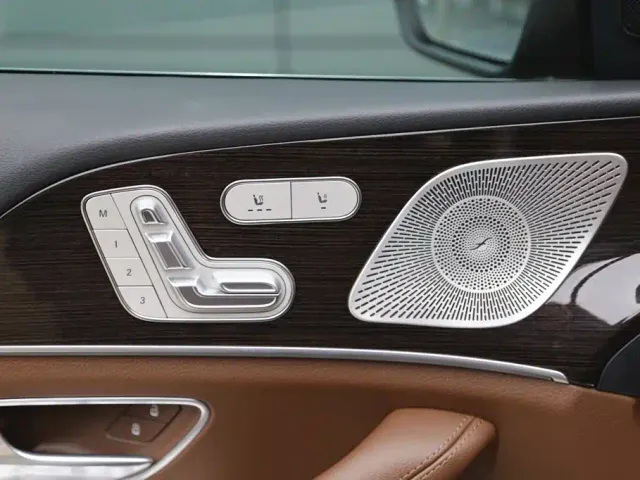Mercedes-Benz GLE-Class — Фото автомобиля 11