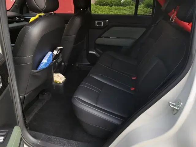 Baojun Yep Plus — Фото автомобиля 11