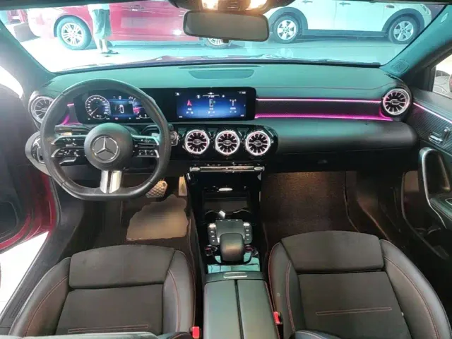 Mercedes-Benz A-Class — Фото автомобиля 9