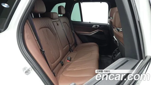 BMW X5 — Фото автомобиля 11