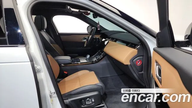 Land Rover Range Rover Velar Range Rover Velar 3.0 P400 Dynamic HSE — Фото автомобиля 11