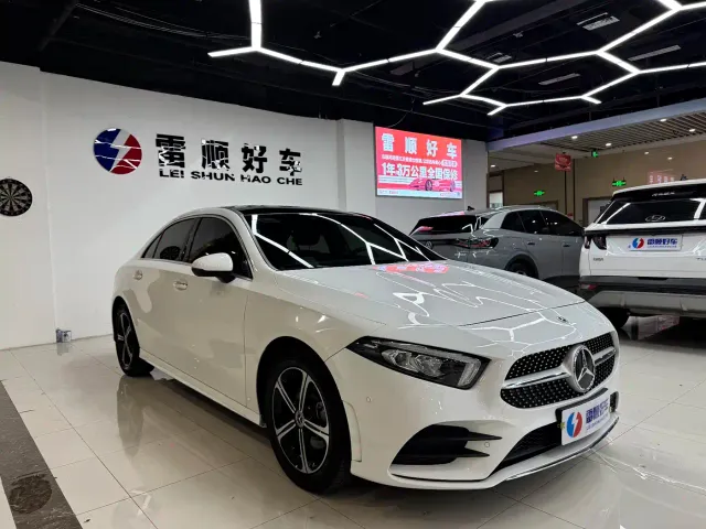 Mercedes-Benz A-Class — Фото автомобиля 3
