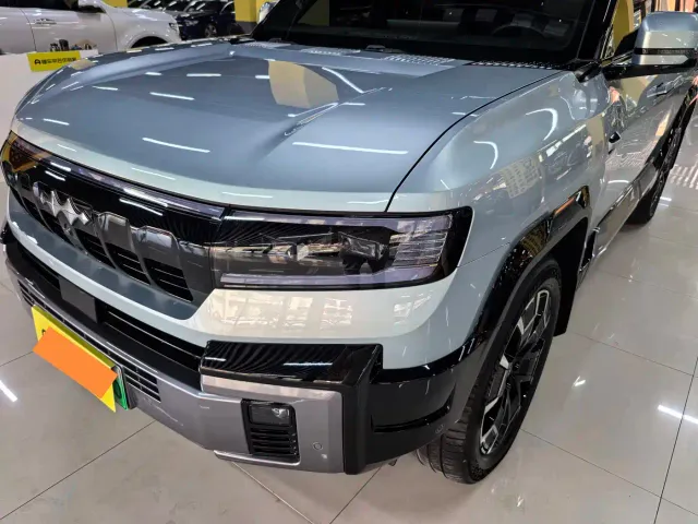BYD FangChengBao Leopard 8 — Фото автомобиля 14