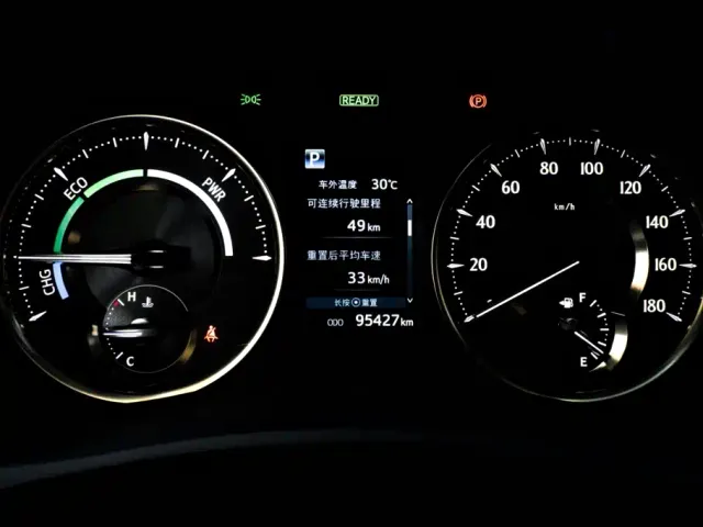 Toyota Vellfire — Фото автомобиля 13