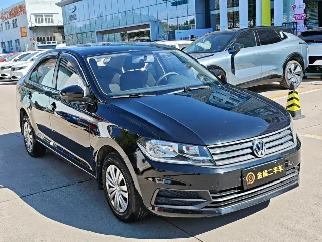 Volkswagen Santana — Фото автомобиля 4