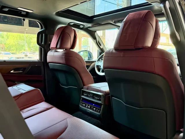 Lexus LX — Фото автомобиля 30