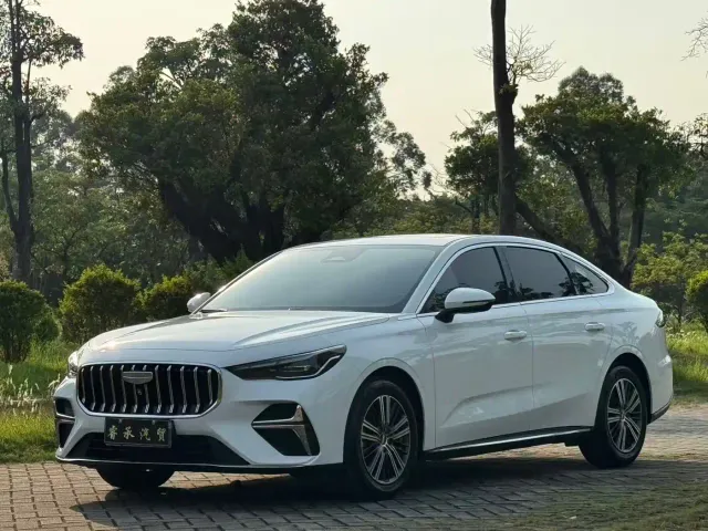 Фотография автомобиля — Geely Emgrand