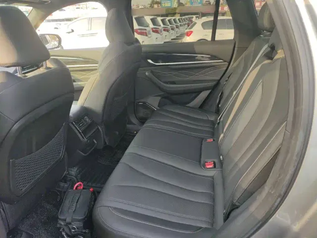 Geely Xingyue L — Фото автомобиля 13