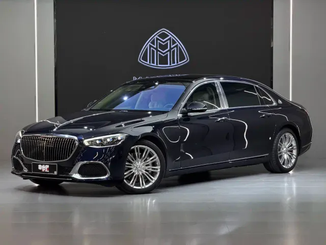 Фотография автомобиля — Mercedes-Benz Maybach S-Class