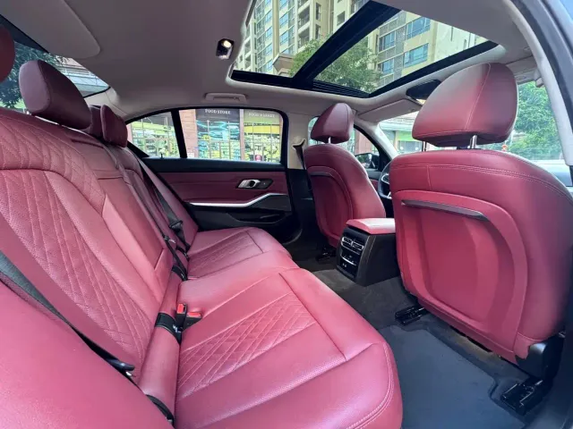 BMW 3 Series — Фото автомобиля 16