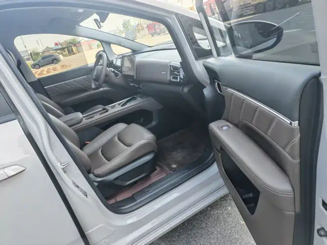 Wuling Starlight 730 — Фото автомобиля 23